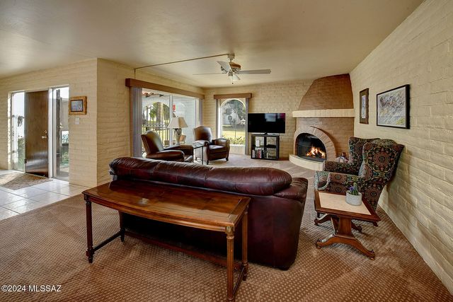 729 W LAS LOMITAS Road, Tucson, AZ 85704