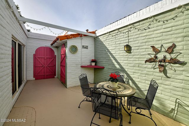 729 W LAS LOMITAS Road, Tucson, AZ 85704