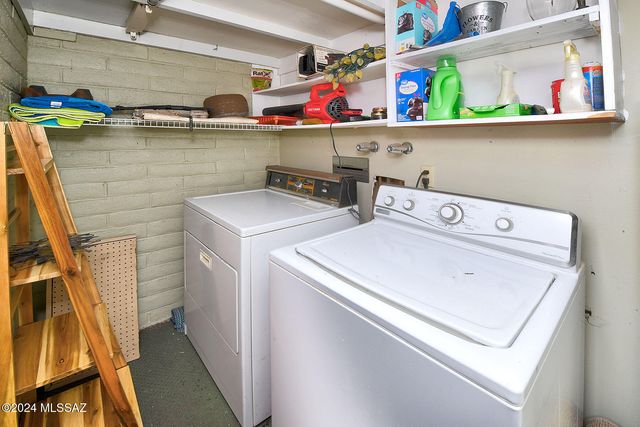 729 W LAS LOMITAS Road, Tucson, AZ 85704