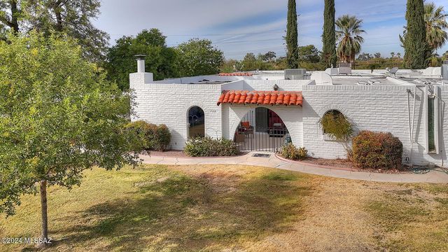 729 W LAS LOMITAS Road, Tucson, AZ 85704