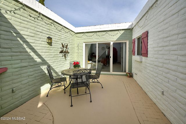 729 W LAS LOMITAS Road, Tucson, AZ 85704