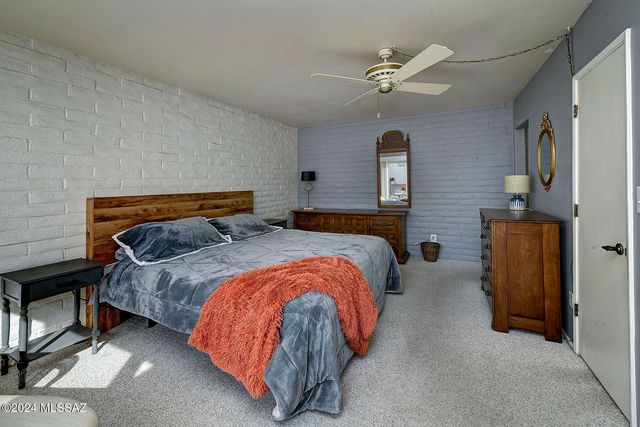 729 W LAS LOMITAS Road, Tucson, AZ 85704