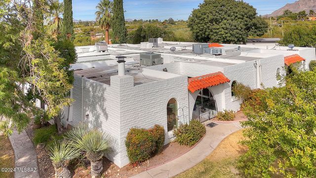 729 W LAS LOMITAS Road, Tucson, AZ 85704