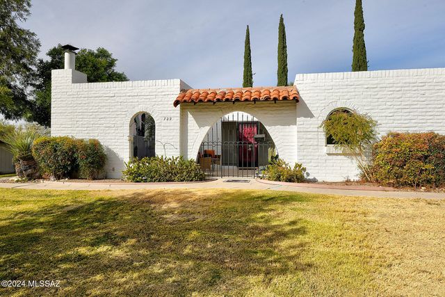 729 W LAS LOMITAS Road, Tucson, AZ 85704