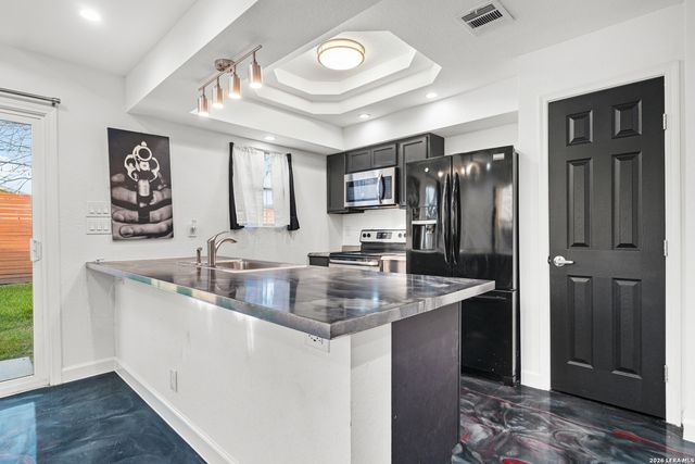 111 Ardmore, San Antonio, TX 78237