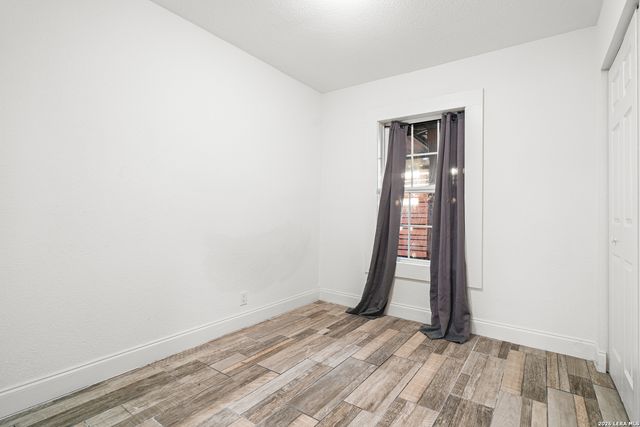 111 Ardmore, San Antonio, TX 78237