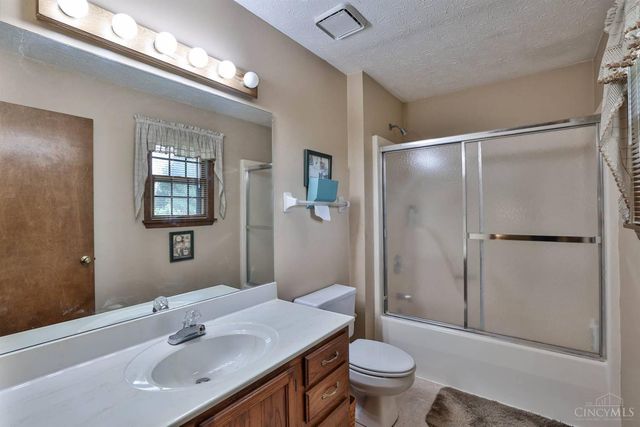 3487 Drake Road, Clearcreek Twp., OH 45036