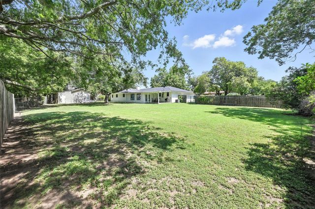 103 Mockingbird Lane, Weatherford, TX 76086