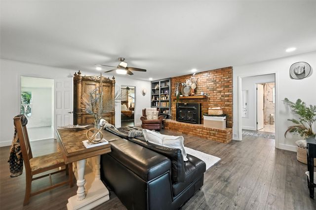 103 Mockingbird Lane, Weatherford, TX 76086