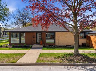 7300 Harvard Street, Forest Park, IL 60130