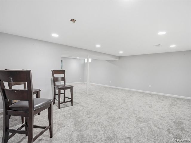 3867 Percy King Road, Waterford, MI 48329