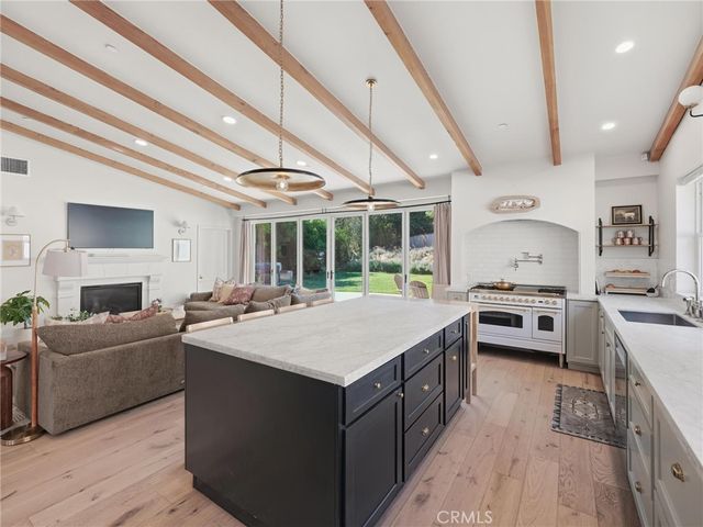 30375 Diamonte Lane, Rancho Palos Verdes, CA 90275