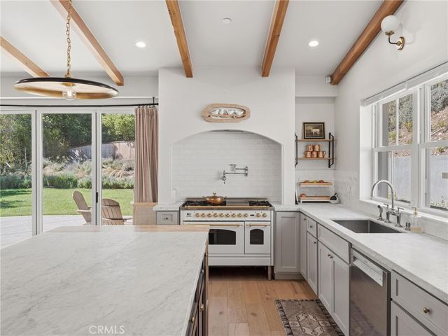 30375 Diamonte Lane, Rancho Palos Verdes, CA 90275