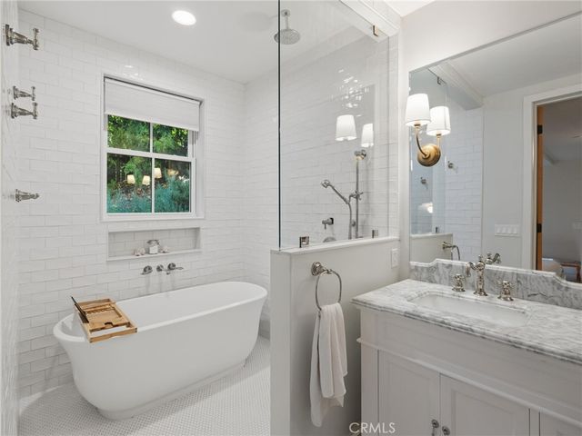30375 Diamonte Lane, Rancho Palos Verdes, CA 90275