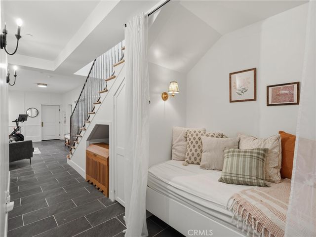 30375 Diamonte Lane, Rancho Palos Verdes, CA 90275