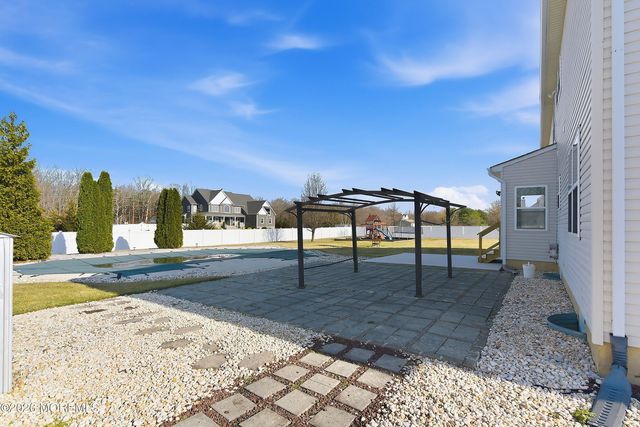 10 Etty Court, Manchester, NJ 08759