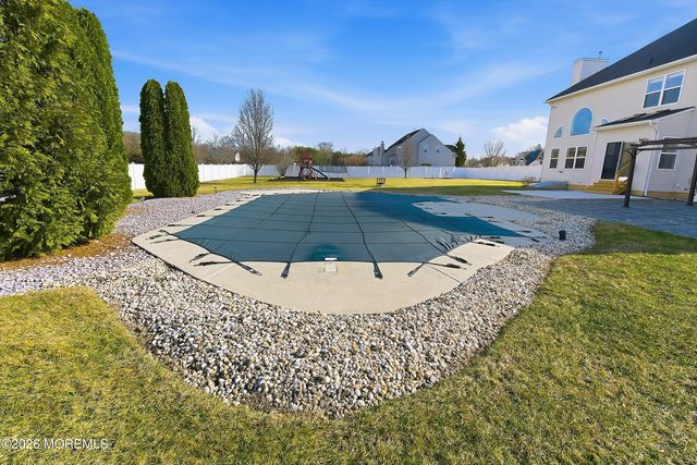 10 Etty Court, Manchester, NJ 08759