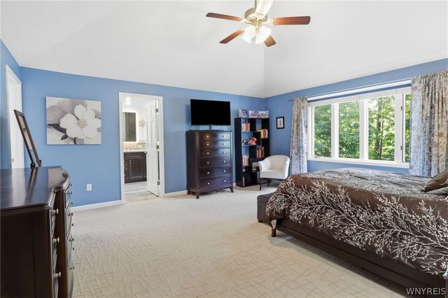290 Independence Drive, Orchard Park, NY 14127