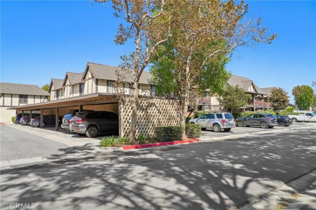 3685 S Bear Street B, Santa Ana, CA 92704