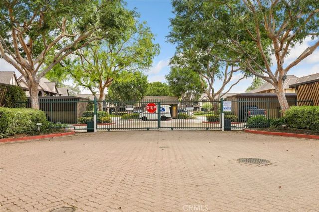 3685 S Bear Street B, Santa Ana, CA 92704