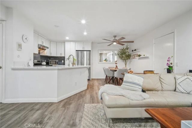 3685 S Bear Street B, Santa Ana, CA 92704