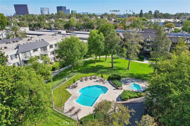 3685 S Bear Street B, Santa Ana, CA 92704