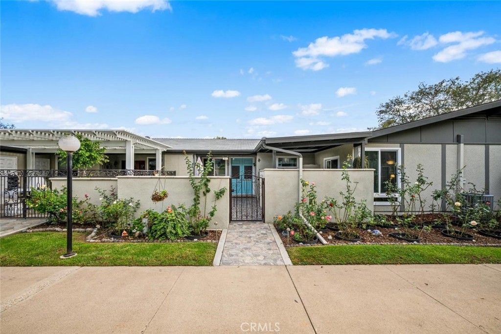 1851 McKinney Way 25B, Seal Beach, CA 90740 — exterior