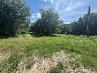 329 S Skyline Court, Cresson, TX 76035