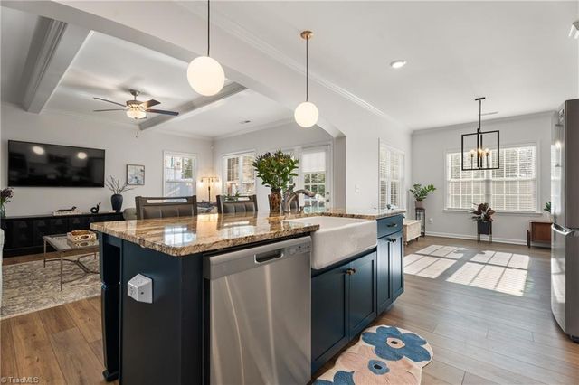 117 Candle Light Court, Advance, NC 27006