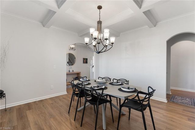 117 Candle Light Court, Advance, NC 27006