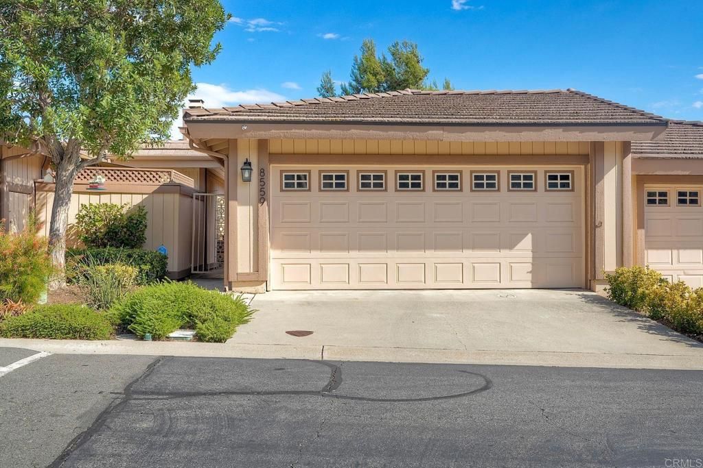 8559 Circle R Valley Lane, Escondido, CA 92026 — exterior