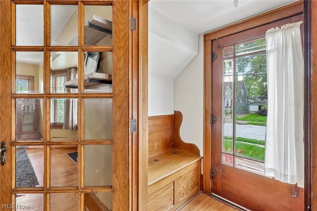 403 E Baird Avenue, Barberton, OH 44203