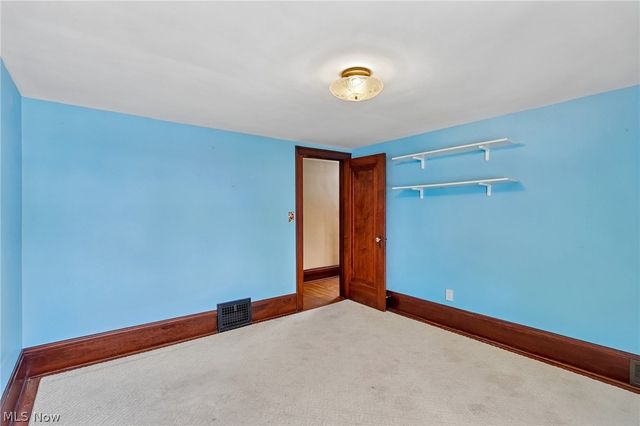 403 E Baird Avenue, Barberton, OH 44203