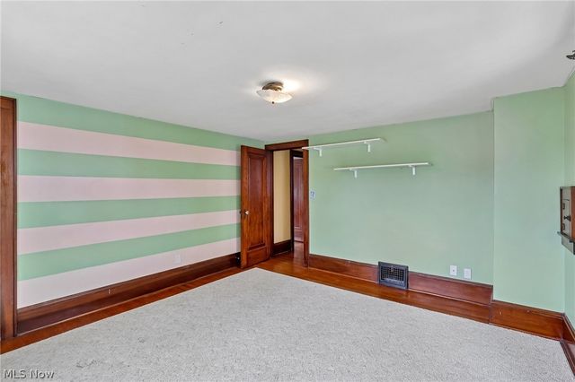 403 E Baird Avenue, Barberton, OH 44203