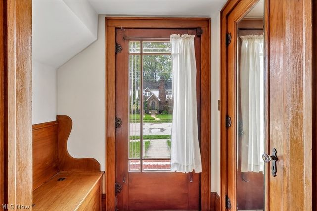 403 E Baird Avenue, Barberton, OH 44203