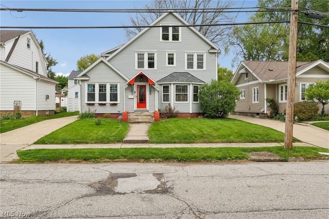 403 E Baird Avenue, Barberton, OH 44203