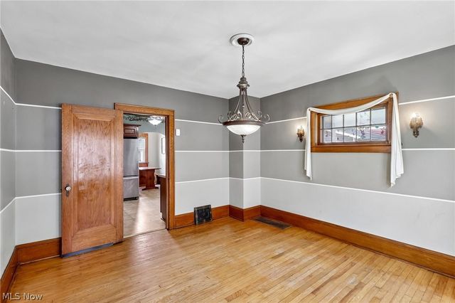 403 E Baird Avenue, Barberton, OH 44203