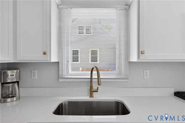 1220 Santa Anna Rd, Henrico, VA 23229