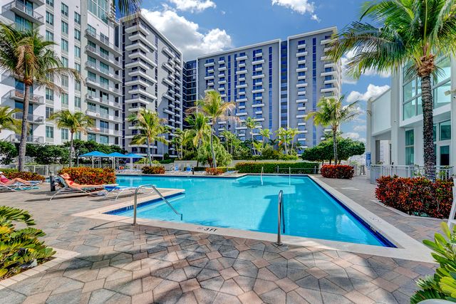 300 S Australian Avenue 502, West Palm Beach, FL 33401