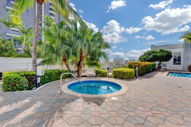 300 S Australian Avenue 502, West Palm Beach, FL 33401