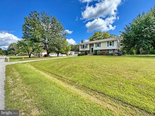 7426 ROBIN RD, La Plata, MD 20646