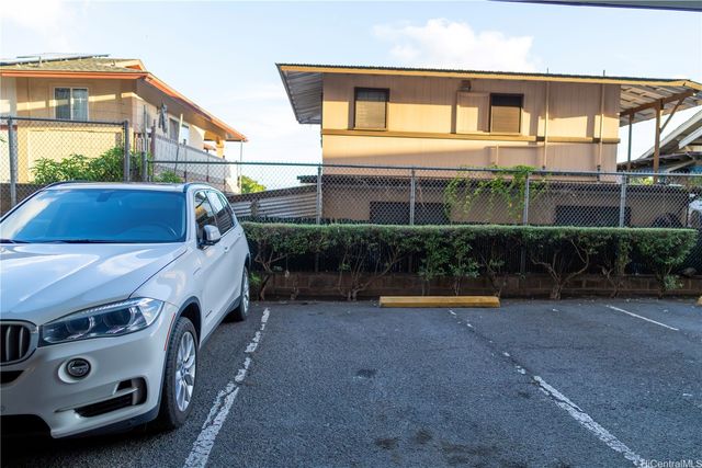 1250 Richard Lane 106, Honolulu, HI 96819