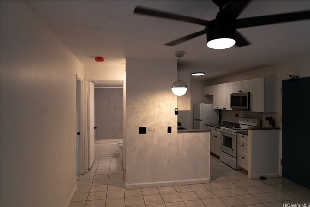 1250 Richard Lane 106, Honolulu, HI 96819