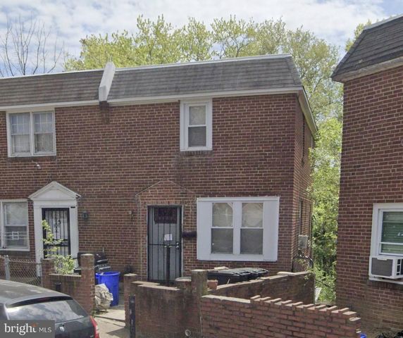 2120 S LLOYD ST, Philadelphia, PA 19142