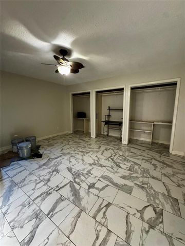 9227 Laura Koppe Road, Houston, TX 77078