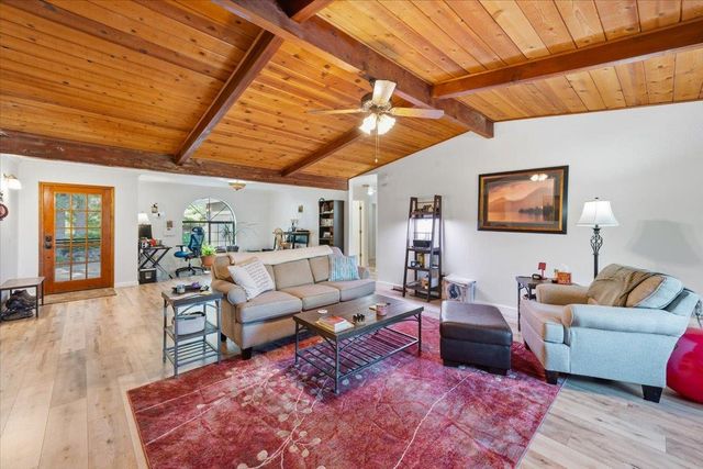 17708 Chaparral Dr, Penn Valley, CA 95946