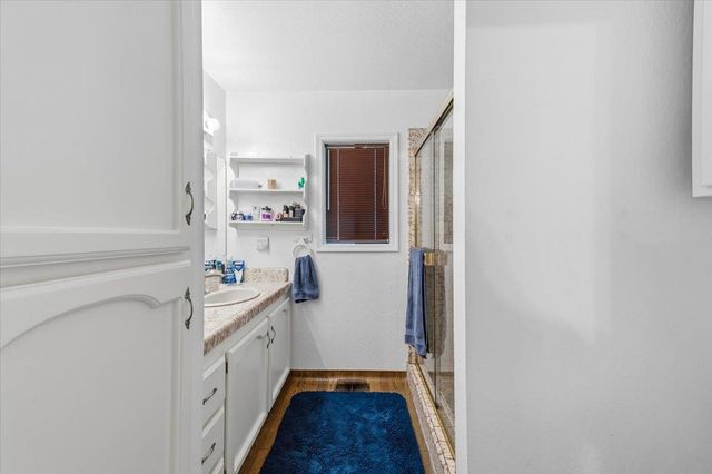 17708 Chaparral Dr, Penn Valley, CA 95946