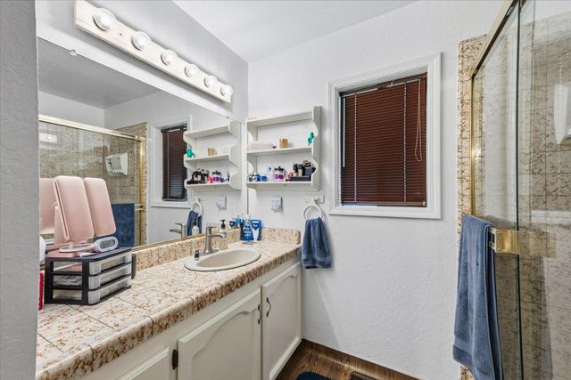 17708 Chaparral Dr, Penn Valley, CA 95946