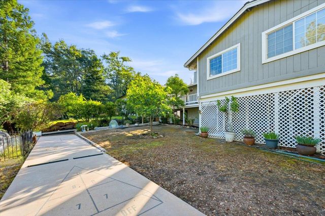 17708 Chaparral Dr, Penn Valley, CA 95946