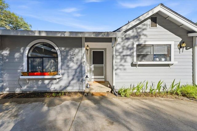 17708 Chaparral Dr, Penn Valley, CA 95946
